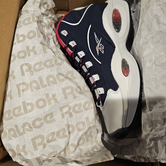 Reebok Question Mid Size 8 - Picture 2 of 8